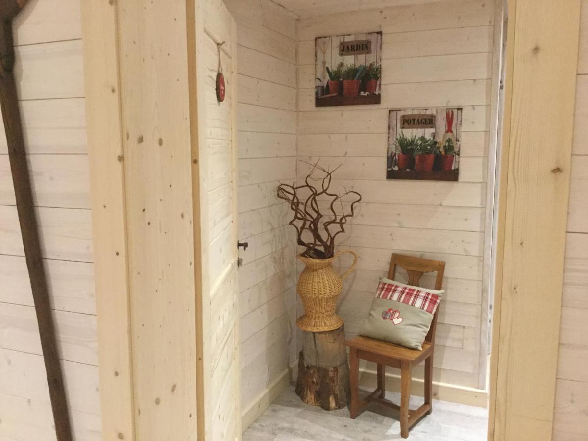 La Ferme De La-Haut B&B Le Haut-du-Them Eksteriør billede